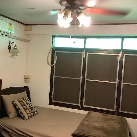 Tata Guesthouse